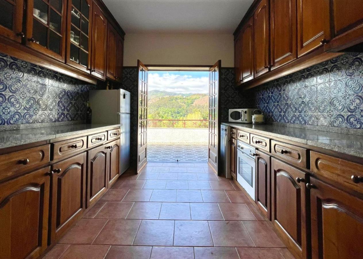 Villa Bouro - Breathtaking Scenery Near Geres Terras de Bouro Exterior foto